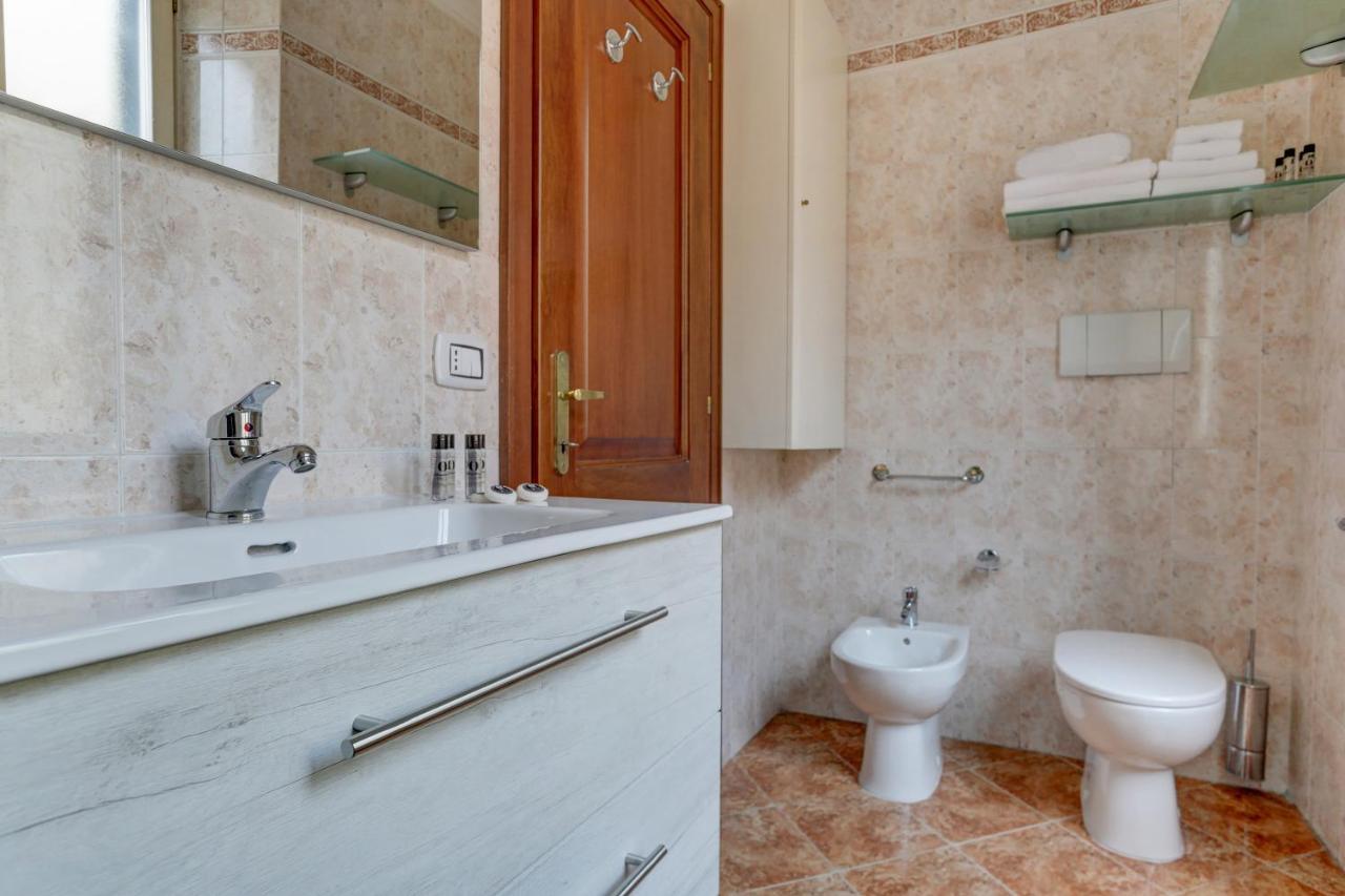 Colosseo Green Park - Home And More Рим Екстер'єр фото